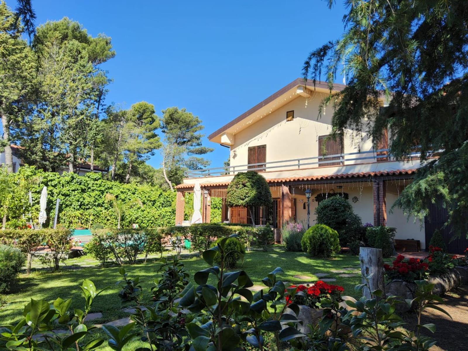 Villa Con Piscina Villa Scott Del Bernese Nicolosi Exterior photo